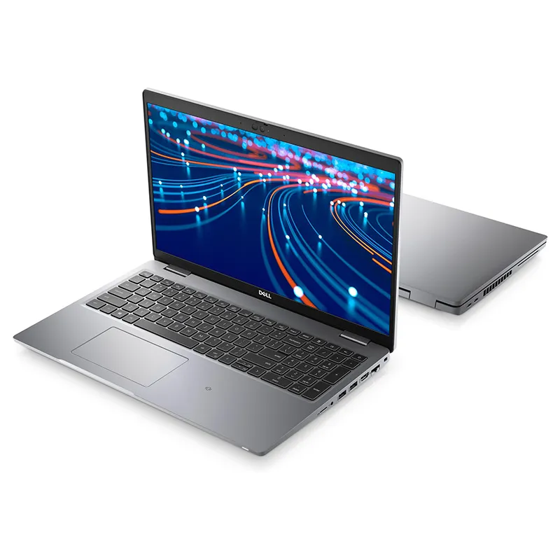 لپ تاپ DELL Latitude 5520 با پردازنده Core i5 روی میز کار حرفه ای