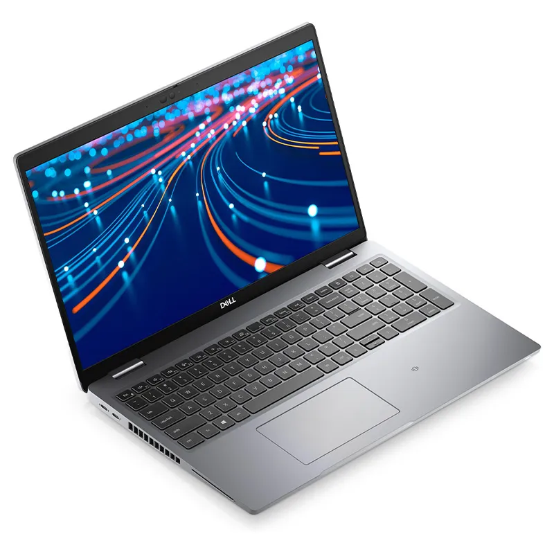 لپ تاپ DELL Latitude 5520 با پردازنده Core i5 روی میز کار حرفه ای