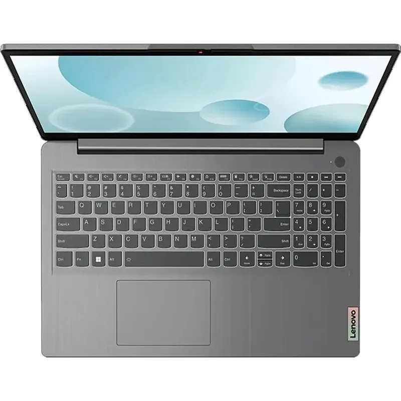 : تصویری با کیفیت بالا از لپتاپ لنوو IdeaPad 3 15IAU7 روی یک میز چوبی در محیط کاری مدرن.