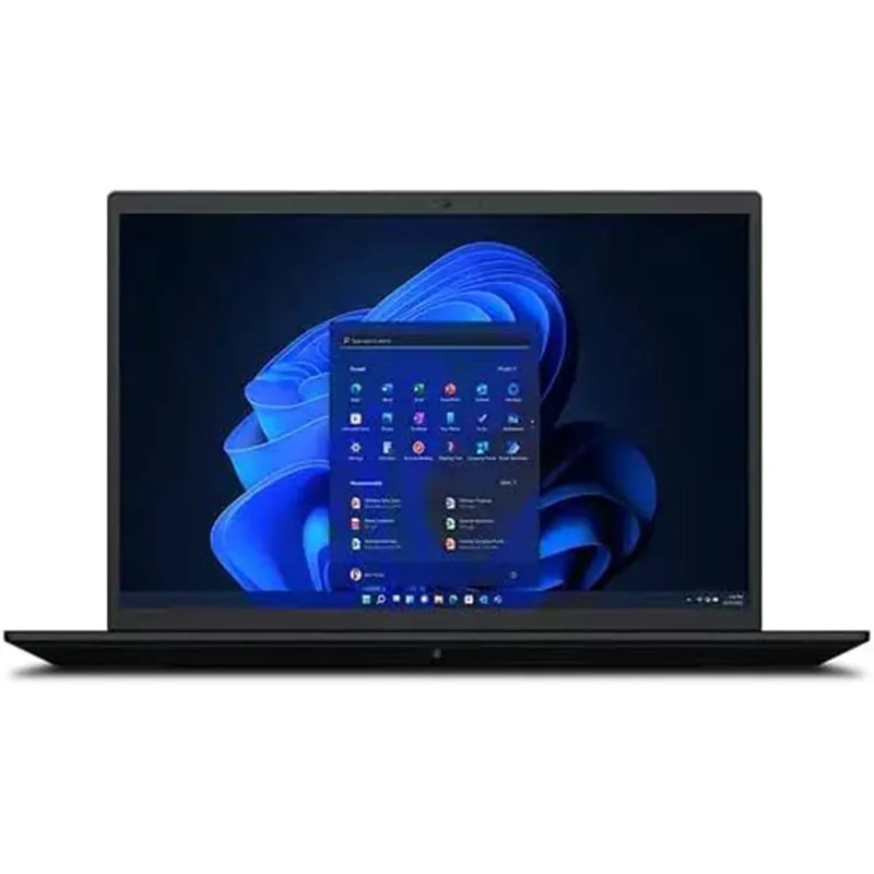 تصویری با کیفیت از لپتاپ Lenovo P1 Gen 5 روی یک میز کار مهندسی