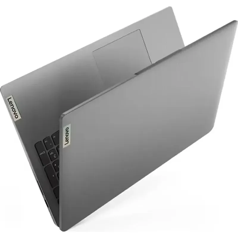 : تصویری با کیفیت بالا از لپتاپ لنوو IdeaPad 3 15IAU7 روی یک میز چوبی در محیط کاری مدرن.